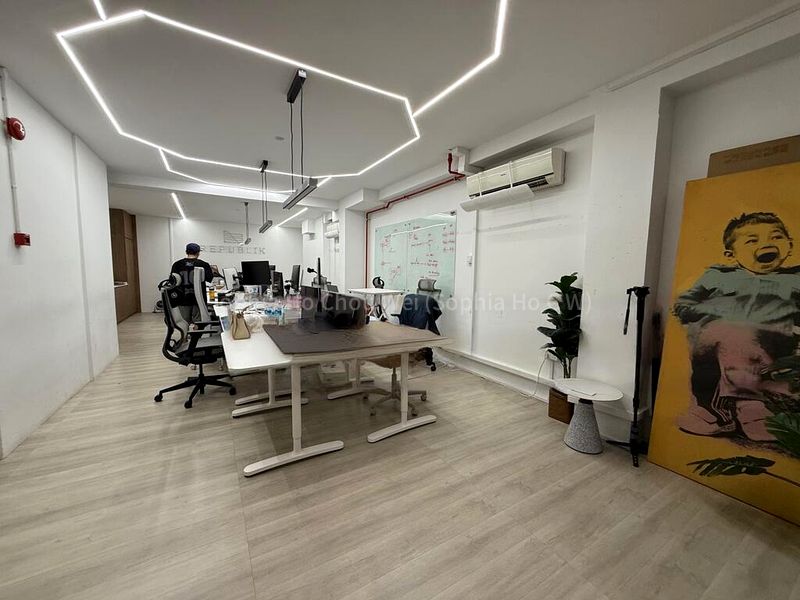 Office for Rent: Shophouse near Bugis MRT! Fully renovated with a meeting room! - Image 17