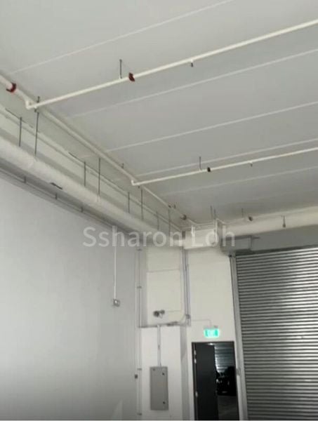 Revv: 1,200 Sq Ft Workshop / Shop for Sale on 5th Street - Image 1