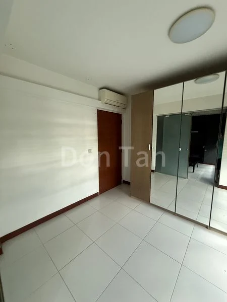 4 Room (4A) HDB for Rent in  426A Yishun Avenue 11 - Image 3