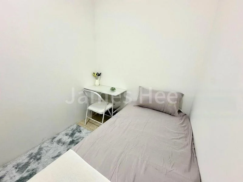 Common Room (Condo) for Rent in  Sunhaven - Image 5