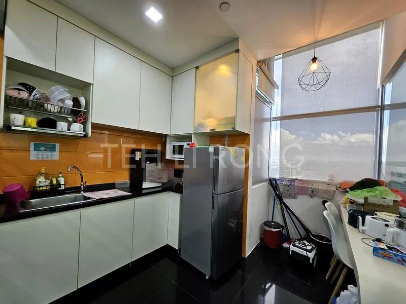 Light Industrial (B1) for Sale: Wcega Tower - Image 9