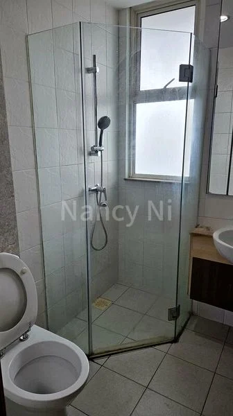 Common Room (Condo) for Rent in  Sunglade - Image 3