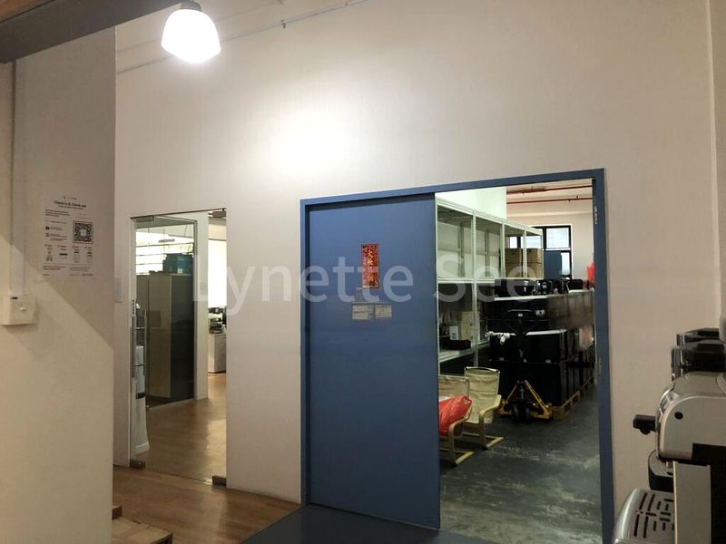 Light Industrial (B1) for Rent: MAE Building - Image 3