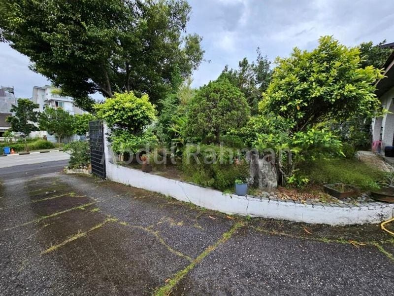 4 Bed Bungalow (Landed) for Sale in Sin Chuan Garden - Image 1