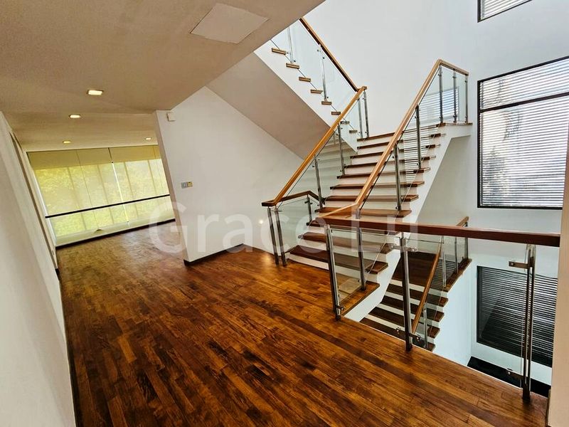 8 Bed Bungalow (Landed) for Sale in  Paradise Island - Image 5