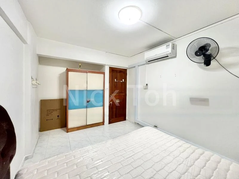 Common Room (HDB) for Rent in  208 Petir Road - Image 3