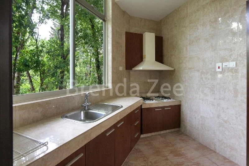 6 Bed Bungalow (Landed) for Rent in Bukit Sedap Road - Image 12