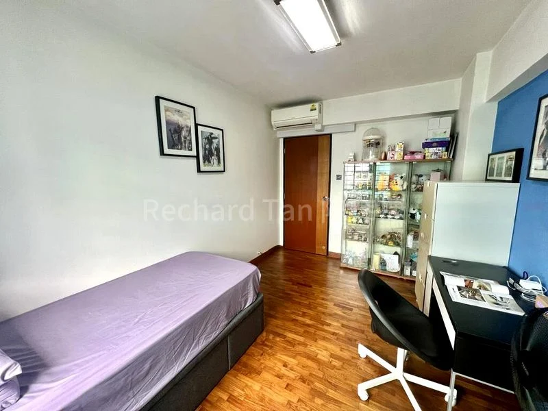 4 Room (4A) HDB for Sale in  637B Punggol Drive - Image 5