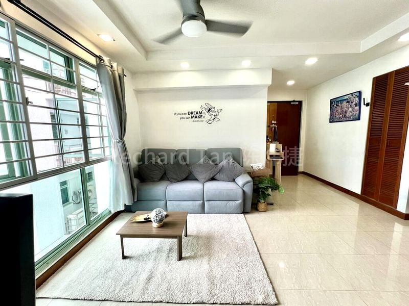 4 Room (4A) HDB for Sale in  637B Punggol Drive - Image 2