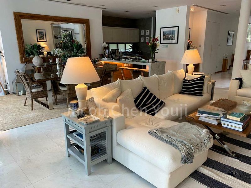 6 Bed Bungalow (Landed) for Sale in  Paradise Island - Image 2