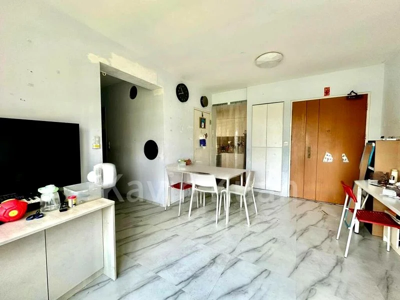 3 Room (3A) HDB for Sale in  492G Tampines Street 45 - Image 1