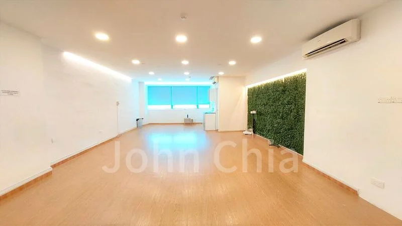 Light Industrial (B1) for Rent: Trivex - Image 10