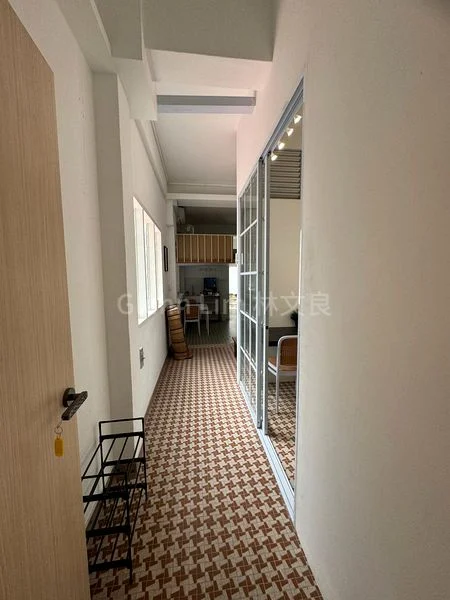 2 Bed Apartment (Condo) for Rent around  FLANDERS SQUARE - Image 4