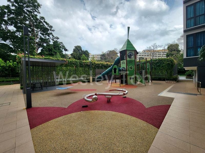 2 Bed Condo for Sale in  Treasure at Tampines - Image 15