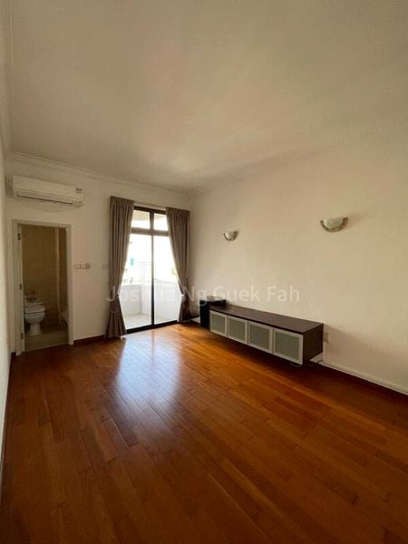 3 Bed Condo for Rent in  Cashew Heights Condominium - Image 7