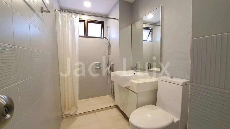 3 Bed Apartment (Condo) for Rent in  Parkway View - Image 10