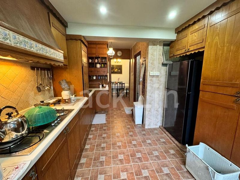 Maisonette HDB for Sale in  261 Bishan Street 22 - Image 8