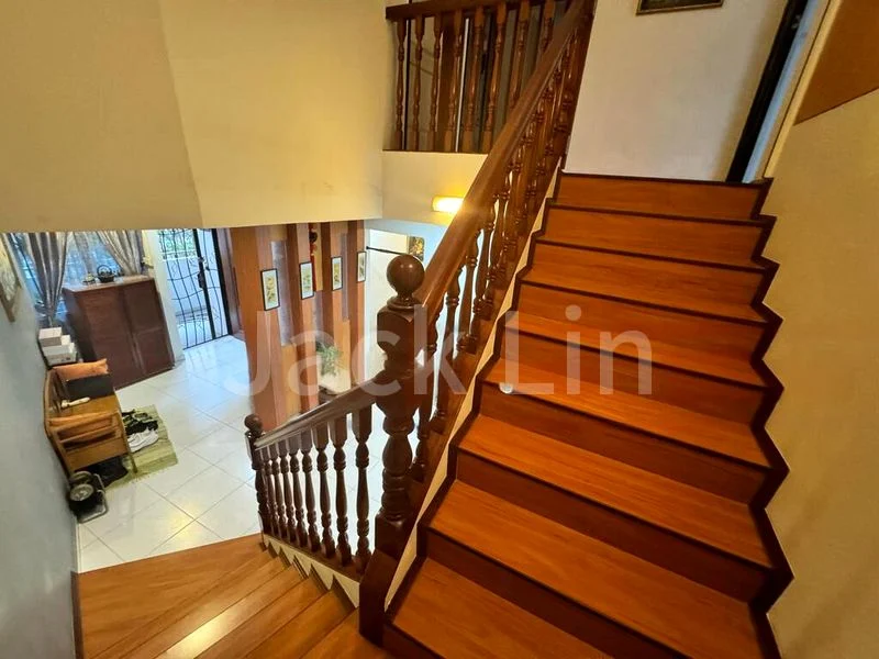 Maisonette HDB for Sale in  261 Bishan Street 22 - Image 12