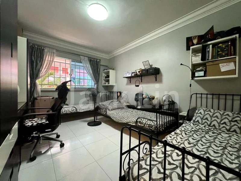 Maisonette HDB for Sale in  261 Bishan Street 22 - Image 5