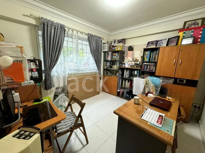 Maisonette HDB for Sale in  261 Bishan Street 22 - Image 3