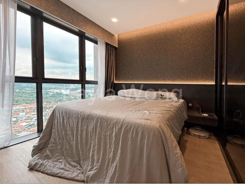 2 Bed Condo for Sale in  Whistler Grand - Image 2