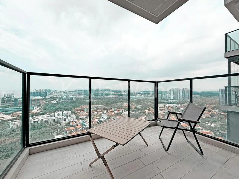 2 Bed Condo for Sale in  Whistler Grand - Image 4