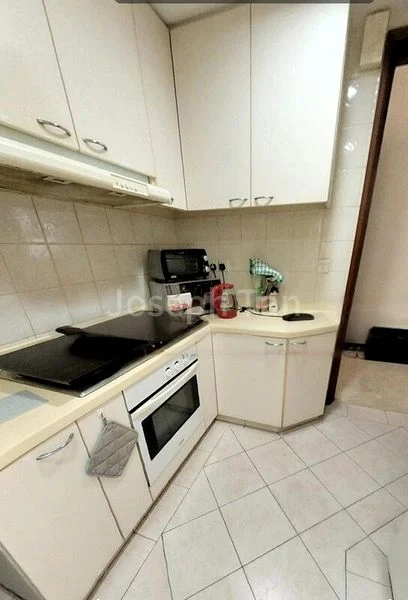 4 Bed Apartment (Condo) for Sale in  Burlington Square - Image 4