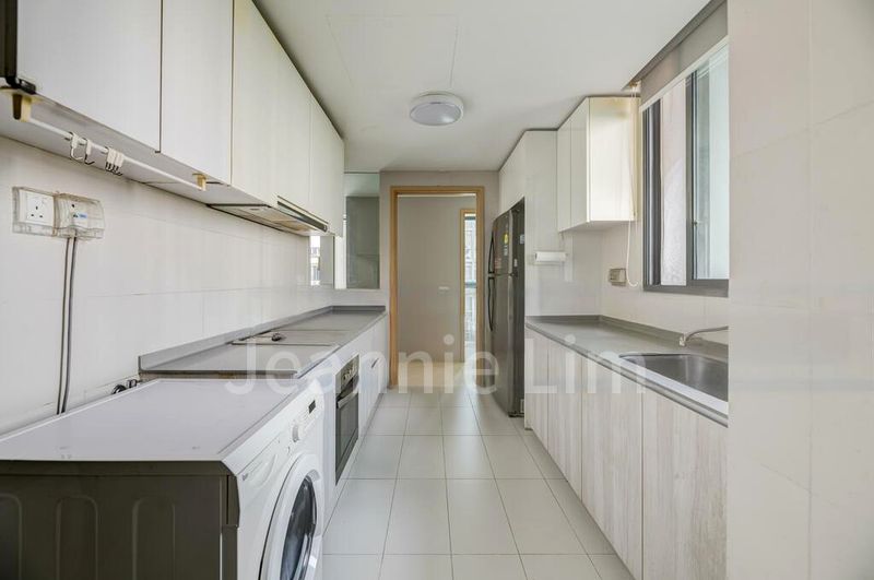 3 Bed Condo for Rent in  The Luxurie - Image 3