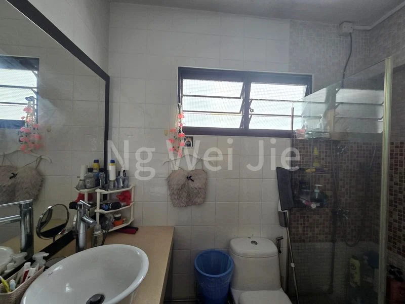 4 Room (4A) HDB for Rent in  440 Fajar Road - Image 7