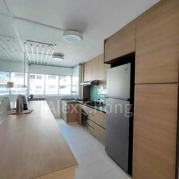 Common Room (HDB) for Rent in  207 Serangoon Central - Image 4