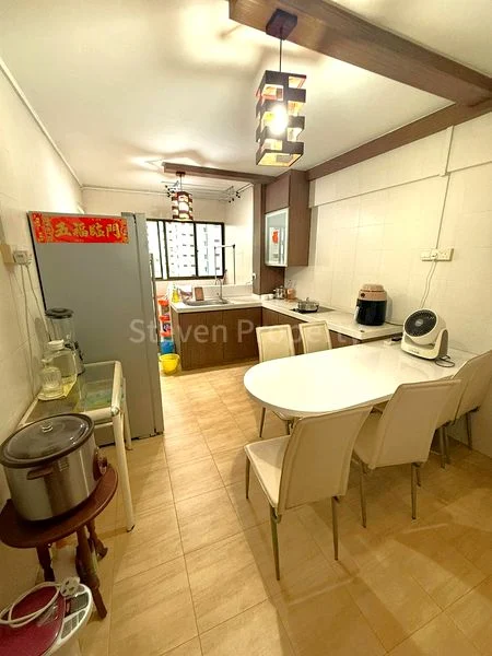 Common Room (HDB) for Rent in  306 Jurong East Street 32 - Image 4