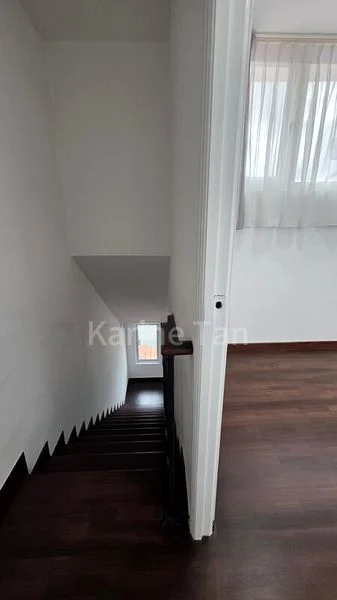 3 Bed Terraced House (Landed) for Sale in Thomson Garden Estate - Image 2