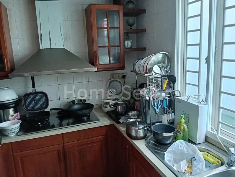 3 Bed Executive Condo for Sale in Northoaks - Image 5