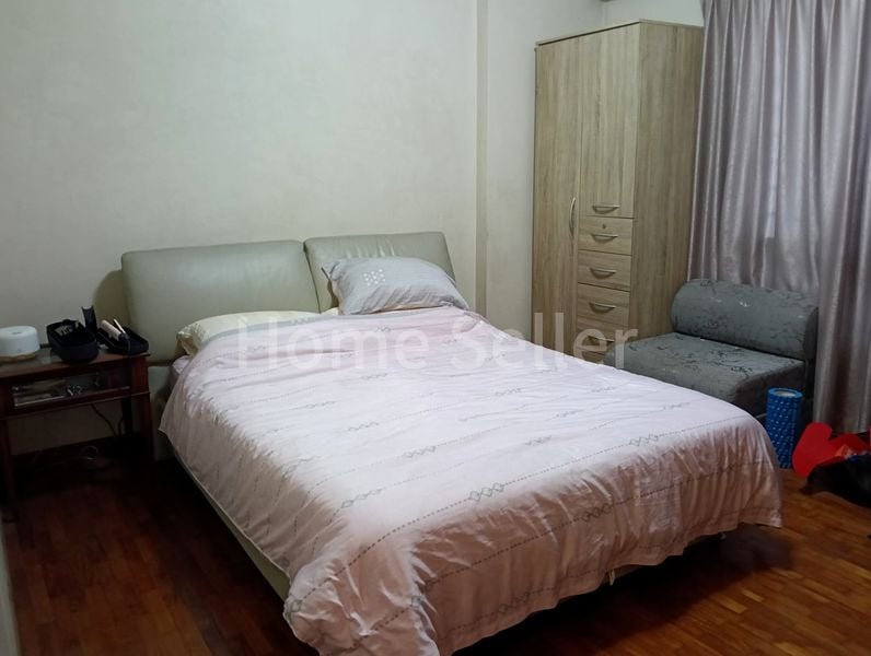 3 Bed Executive Condo for Sale in Northoaks - Image 7