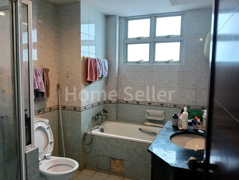 3 Bed Executive Condo for Sale in Northoaks - Image 8