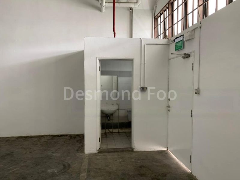 Light Industrial (B1) for Rent: Column-Free B1 Space, near Marymount MRT | Toilet Attached - Image 9