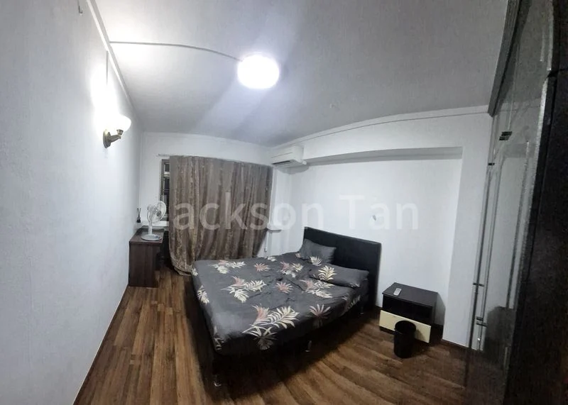 Common Room (HDB) for Rent in 125 Bukit Merah View - Image 7