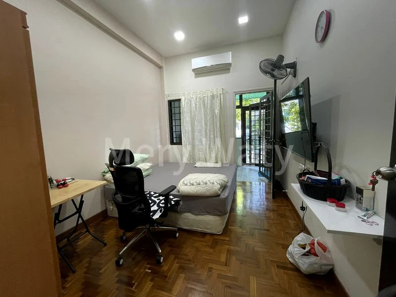 6 Bed Terraced House (Landed) for Rent in Ceylon Road - Image 8
