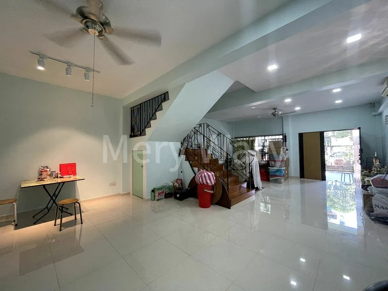 6 Bed Terraced House (Landed) for Rent in Ceylon Road - Image 1