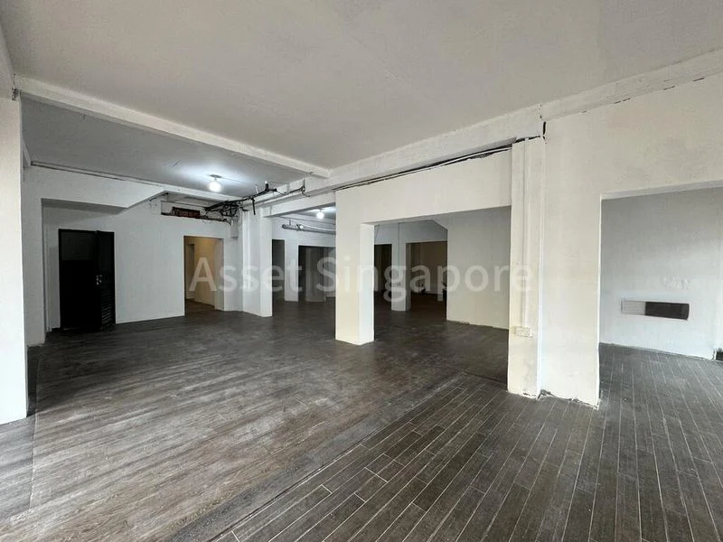Shop / Shophouse for Rent: Ground Floor Unit, Ideal for Massage Spa | North Bridge Road - Image 4