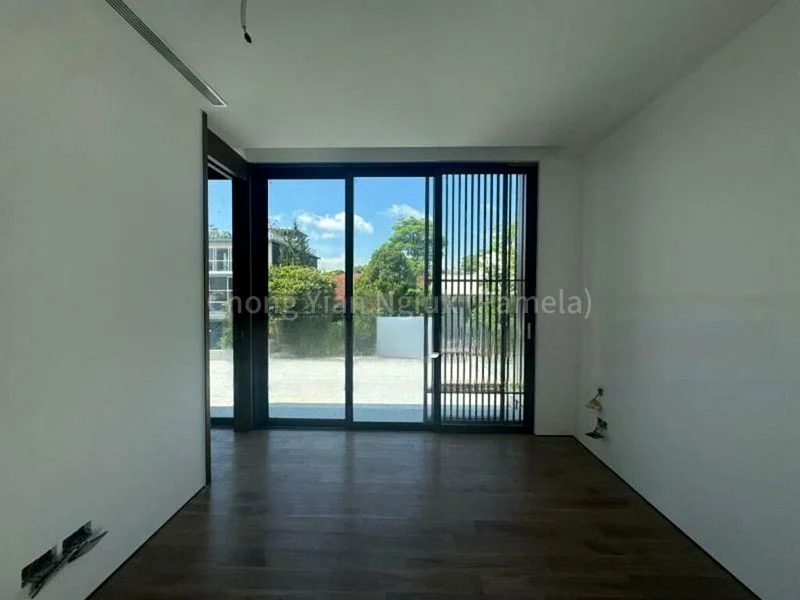 6 Bed Semi-Detached House (Landed) for Sale in  Ban Guan Park - Image 5