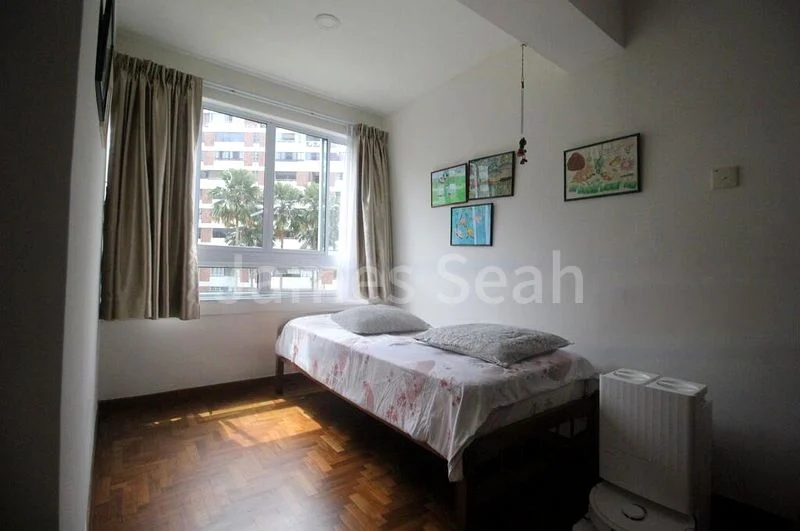 4 Bed Condo for Rent in  Pandan Valley - Image 9