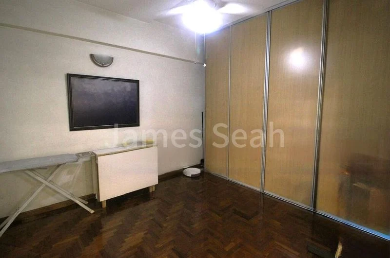 4 Bed Condo for Rent in  Pandan Valley - Image 10