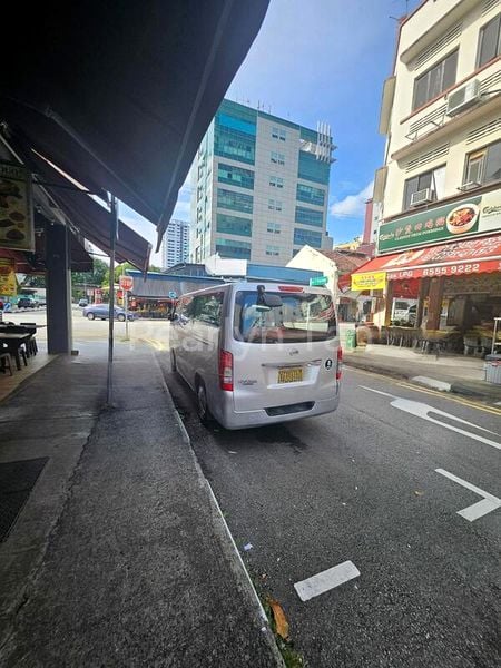 Food & Beverage for Rent: Sims Avenue - Image 4