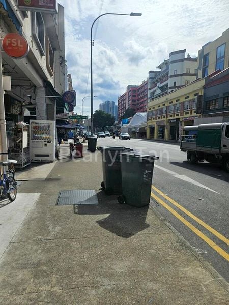 Food & Beverage for Rent: Sims Avenue - Image 1