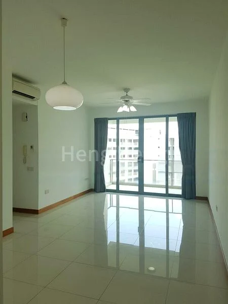 2 Bed Condo for Sale in  Waterfront Waves - Image 2
