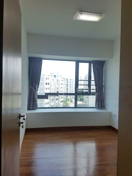 2 Bed Condo for Sale in  Waterfront Waves - Image 7