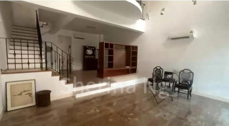 4 Bed Terraced House (Landed) for Rent in  Kew Drive - Image 5