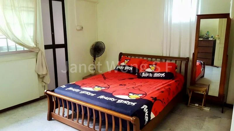 5 Room (5I) HDB for Rent in  320 Hougang Avenue 5 - Image 4