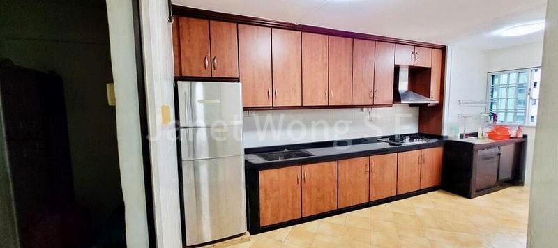 5 Room (5I) HDB for Rent in  320 Hougang Avenue 5 - Image 6